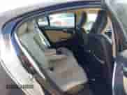 2013 Volvo S60 T5 Premier z VIN YV1612FS6D2185459, wystawiony jako IAAI lot #43426754 z przebiegiem 167 059 mil mil oraz . Historia ofert i sprzedaży dostępna na DreamBid. Obrazek 8.