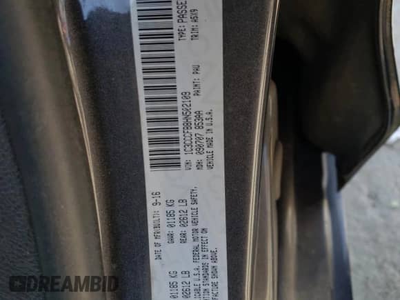 2017 Chrysler 200 Touring с VIN 1C3CCCFB8HN502109, выставлен на аукционе Copart как лот 71126045 с пробегом 85 525 миль миль и На запчасти • Non repairable. История ставок и продаж доступна на DreamBid. Изображение 12.