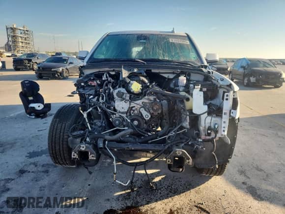 2020 Chevrolet Tahoe LT with VIN 1GNSCBKC3LR308791, listed as a Copart auction lot 81684985 with 65,892 mi miles and Salvage title. Bid and sale history available at DreamBid. Image 5.