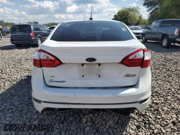 2015 Ford Fiesta SE with VIN 3FADP4BJ7FM158616, listed as a Copart auction lot 71101625 with 75,499 mi miles and Salvage title. Bid and sale history available at DreamBid. Image 6.