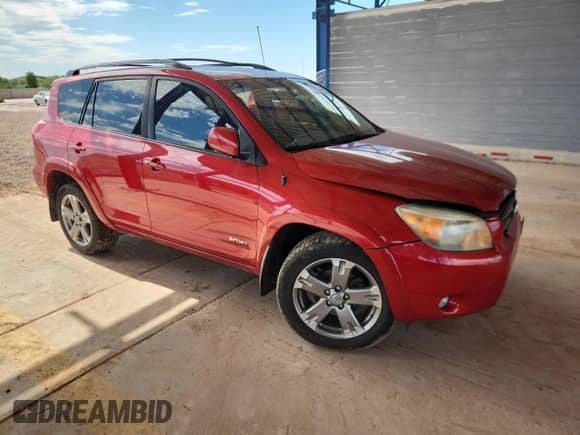 2008 Toyota RAV4 Sport with VIN JTMBK32V285064522, listed as a Copart auction lot 82330385 with 219,802 mi miles and Salvage title. Bid and sale history available at DreamBid. Image 4.