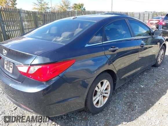 2013 Hyundai Sonata GLS с VIN 5NPEB4AC0DH753620, выставлен на аукционе IAAI как лот 43486683 с пробегом 96 296 миль миль и . История ставок и продаж доступна на DreamBid. Изображение 4.