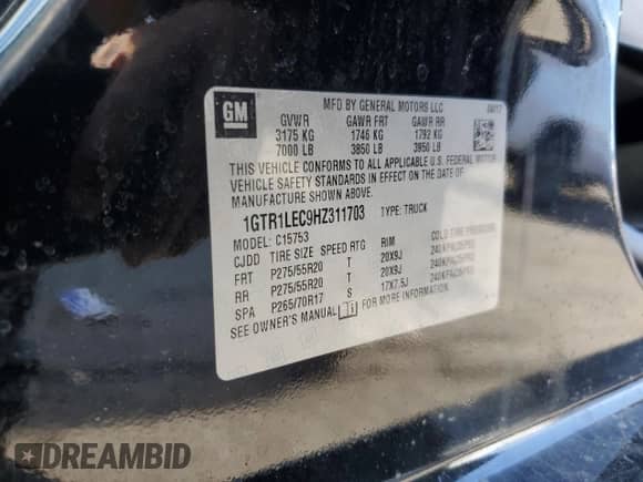 2017 GMC Sierra 1500 with VIN 1GTR1LEC9HZ311703, listed as a Copart auction lot 86846204 with 48,752 mi miles and Salvage title. Bid and sale history available at DreamBid. Image 12.