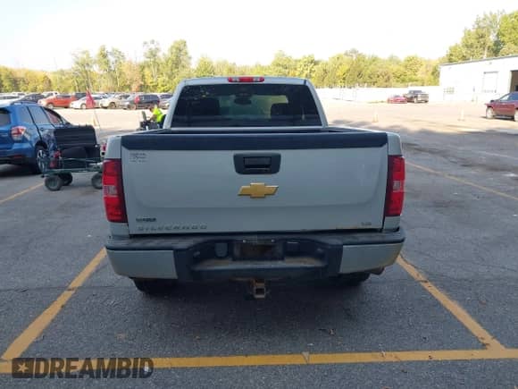 2012 Chevrolet Silverado 1500 LS с VIN 1GCRKREA2CZ157388, выставлен на аукционе IAAI как лот 43257817 с пробегом 201 420 миль миль и . История ставок и продаж доступна на DreamBid. Изображение 16.