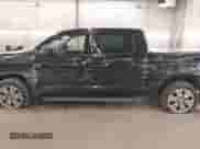 2017 Toyota Tundra Platinum с VIN 5TFAY5F12HX655824, выставлен на аукционе IAAI как лот 42902032 с пробегом 116 161 миль миль и . История ставок и продаж доступна на DreamBid. Изображение 15.