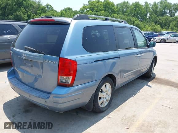 2008 Hyundai Entourage GLS с VIN KNDMC233386051964, выставлен на аукционе IAAI как лот 42459752 с пробегом 288 906 миль миль и . История ставок и продаж доступна на DreamBid. Изображение 4.