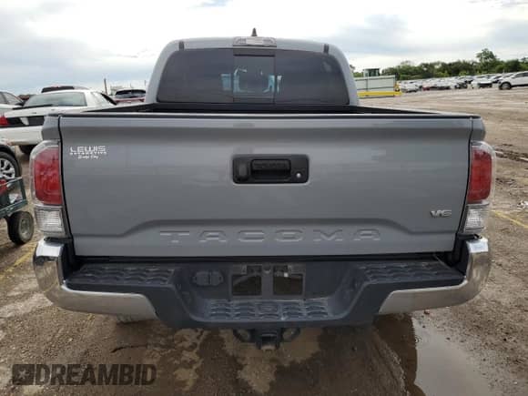 2020 Toyota Tacoma SR with VIN 3TMCZ5AN1LM289045, listed as a Copart auction lot 61625115 with 44,300 mi miles and Salvage title. Bid and sale history available at DreamBid. Image 6.
