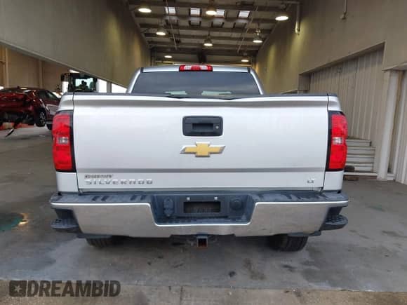 2018 Chevrolet Silverado 1500 LT с VIN 3GCPCREC3JG577101, выставлен на аукционе IAAI как лот 43424246 с пробегом 107 163 миль миль и . История ставок и продаж доступна на DreamBid. Изображение 16.