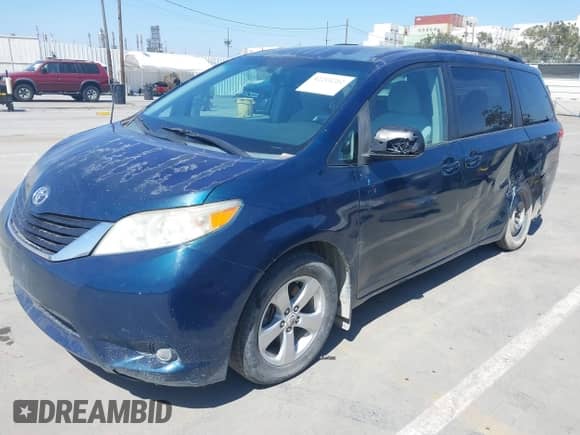 2011 Toyota Sienna LE with VIN 5TDKK3DCXBS117125, listed as a IAAI auction lot 42218382 with 232,320 mi miles and . Bid and sale history available at DreamBid. Image 17.