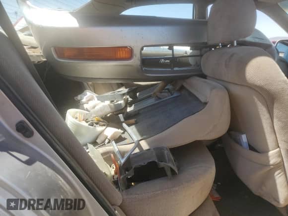 1997 Honda Accord LX с VIN JHMCD5639VC019960, выставлен на аукционе Copart как лот 63861765 с пробегом 212 188 миль миль и Списание • Salvage title. История ставок и продаж доступна на DreamBid. Изображение 10.