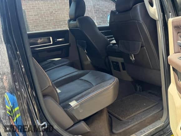 2012 Dodge RAM с VIN 3C63D3FL8CG116543, выставлен на аукционе Copart как лот 58754755 с пробегом Не указан миль и Чистый • Clean title. История ставок и продаж доступна на DreamBid. Изображение 6.