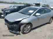 2019 Hyundai Elantra Limited z VIN KMHD84LF1KU769096, wystawiony jako IAAI lot #42754465 z przebiegiem 156 745 mil mil oraz . Historia ofert i sprzedaży dostępna na DreamBid. Obrazek 17.