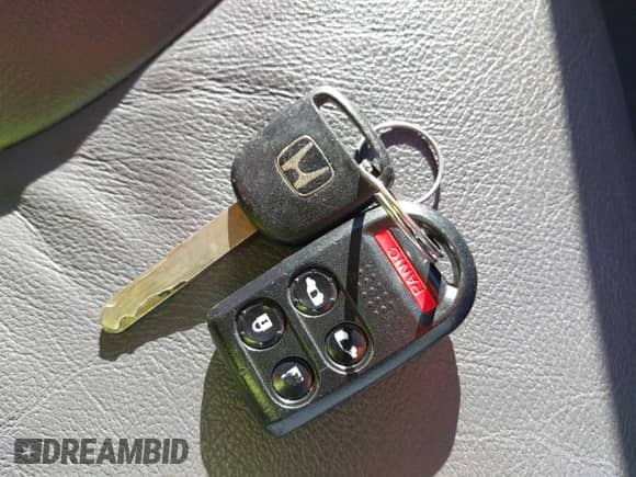 2007 Honda Odyssey EX-L с VIN 5FNRL38687B100562, выставлен на аукционе IAAI как лот 43040117 с пробегом 187 549 миль миль и . История ставок и продаж доступна на DreamBid. Изображение 11.