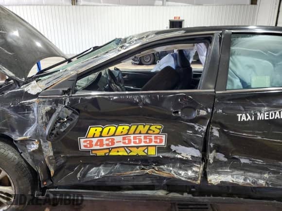 2015 Toyota Camry SE с VIN 4T1BF1FKXFU479773, выставлен на аукционе Copart как лот 81134965 с пробегом 353 891 миль миль и Списание • Salvage title. История ставок и продаж доступна на DreamBid. Изображение 7.