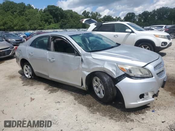 2013 Chevrolet Malibu LS с VIN 1G11B5SAXDF133698, выставлен на аукционе Copart как лот 64833385 с пробегом 83 330 миль миль и Чистый • Clean title. История ставок и продаж доступна на DreamBid. Изображение 4.