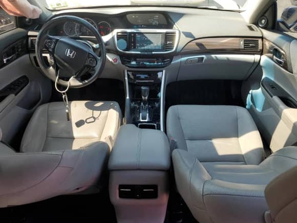 2016 Honda Accord EX-L with VIN 1HGCR2F82GA073176, listed as a Copart auction lot 80317895 with 170,732 mi miles and Salvage title. Bid and sale history available at DreamBid. Image 8.