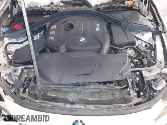 2019 BMW 4 Series 430i xDrive z VIN WBA4W5C50KAE49423, wystawiony jako IAAI lot #41344143 z przebiegiem 57 574 mil mil oraz . Historia ofert i sprzedaży dostępna na DreamBid. Obrazek 10.