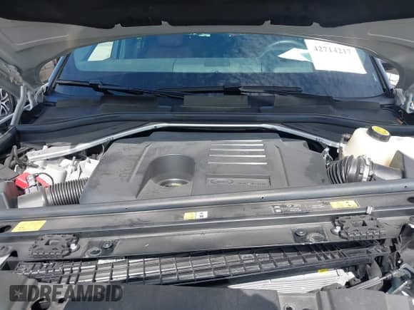 2024 Land Rover Range Rover Sport Dynamic SE z VIN SAL1L9FU4RA415767, wystawiony jako IAAI lot #42714217 z przebiegiem 17 702 mil mil oraz . Historia ofert i sprzedaży dostępna na DreamBid. Obrazek 10.