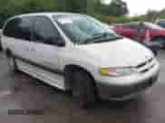 2000 Dodge Caravan SE with VIN 2B4GP44R4YR724699, listed as a IAAI auction lot 42923071 with 70,879 mi miles and . Bid and sale history available at DreamBid. Image 1.