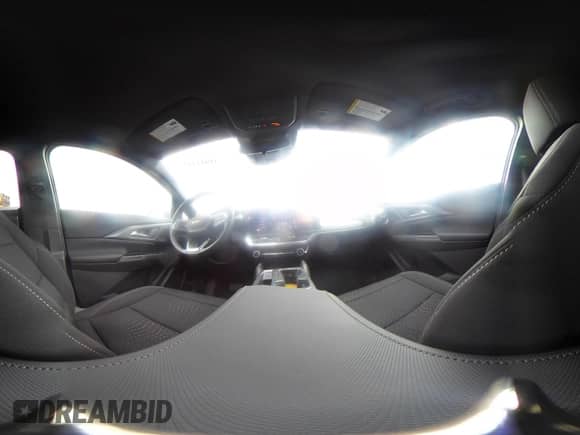 2025 Chevrolet Equinox EV LT с VIN 3GN7DLRP7SS126668, выставлен на аукционе IAAI как лот 41911235 с пробегом 4 630 миль миль и . История ставок и продаж доступна на DreamBid. Изображение 18.