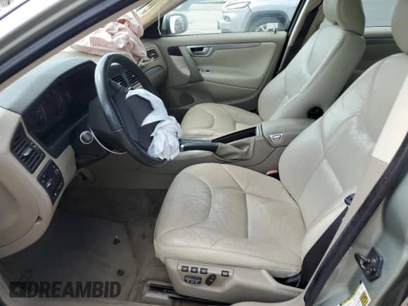 2008 Volvo S60 2.5T с VIN YV1RH592782687652, выставлен на аукционе Copart как лот 69569895 с пробегом 230 249 миль миль и Списание • Salvage title. История ставок и продаж доступна на DreamBid. Изображение 7.