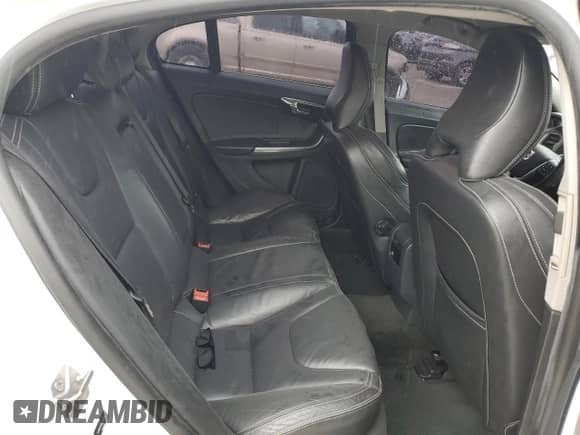 2014 Volvo S60 T5 с VIN YV1612FSXE2289504, выставлен на аукционе Copart как лот 61221985 с пробегом 121 033 миль миль и Списание • Salvage title. История ставок и продаж доступна на DreamBid. Изображение 10.