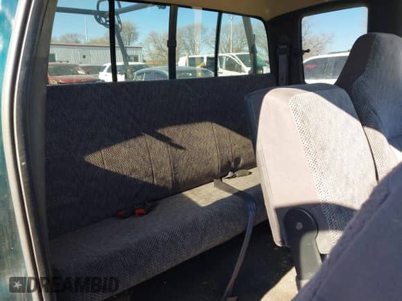 1998 Dodge 1500 с VIN 3B7HF12Z8WG178245, выставлен на аукционе IAAI как лот 41323628 с пробегом 126 097 миль миль и . История ставок и продаж доступна на DreamBid. Изображение 8.