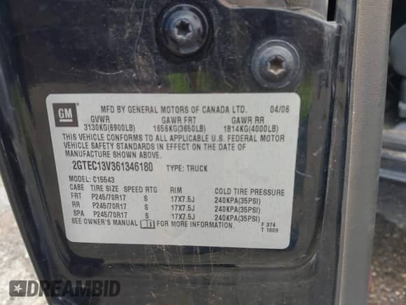 2006 GMC Sierra 1500 SL z VIN 2GTEC13V361346180, wystawiony jako IAAI lot #42227724 z przebiegiem 254 431 mil mil oraz . Historia ofert i sprzedaży dostępna na DreamBid. Obrazek 9.