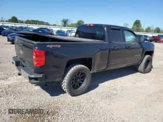 2016 Chevrolet Silverado 1500 LT z VIN 1GCVKRECXGZ385371, wystawiony jako Copart lot #71149615 z przebiegiem 113 199 mil mil oraz Szkoda całkowita • Salvage title. Historia ofert i sprzedaży dostępna na DreamBid. Obrazek 3.