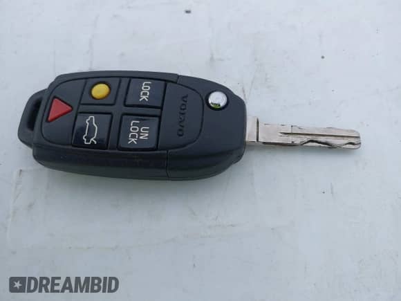 2008 Volvo S60 2.5T с VIN YV1RH592082689548, выставлен на аукционе IAAI как лот 43442037 с пробегом 162 844 миль миль и . История ставок и продаж доступна на DreamBid. Изображение 11.