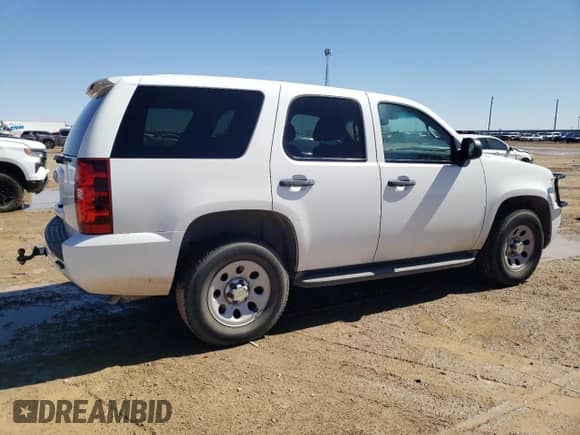 2012 Chevrolet Tahoe Commercial with VIN 1GNSK2E01CR208497, listed as a Copart auction lot 48228785 with 161,616 mi miles and Clean title. Bid and sale history available at DreamBid. Image 3.