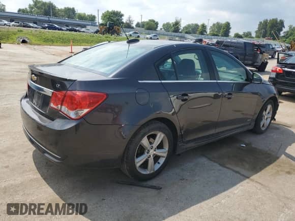 2016 Chevrolet Cruze LT with VIN 1G1PF5SB8G7185157, listed as a Copart auction lot 68963675 with 126,017 mi miles and Salvage title. Bid and sale history available at DreamBid. Image 3.