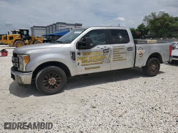 2017 Ford F-250 XL с VIN 1FT7W2A6XHEC10308, выставлен на аукционе Copart как лот 69799395 с пробегом Не указан миль и На запчасти • Non repairable. История ставок и продаж доступна на DreamBid. Изображение 1.