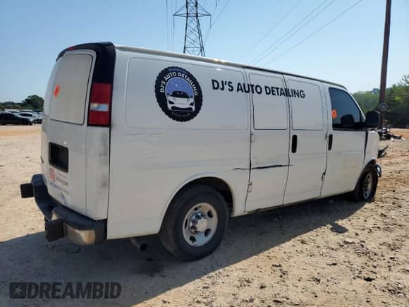 2019 Chevrolet Express Cargo with VIN 1GCWGAFG9K1263827, listed as a Copart auction lot 61273885 with 216,073 mi miles and Salvage title. Bid and sale history available at DreamBid. Image 3.