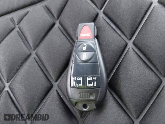 2010 Dodge Grand Caravan SXT with VIN 2D4RN5D19AR215735, listed as a IAAI auction lot 43195516 with 182,315 mi miles and . Bid and sale history available at DreamBid. Image 11.