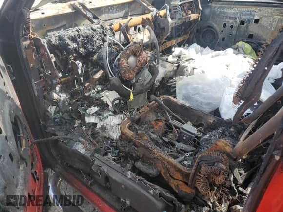 2004 Dodge 1500 SLT z VIN 1D7HA16D34J227706, wystawiony jako Copart lot #81582965 z przebiegiem Nie podano mil oraz Nie do naprawy • Non repairable. Historia ofert i sprzedaży dostępna na DreamBid. Obrazek 8.