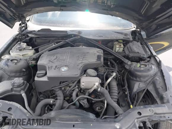 2013 BMW Z4 sDrive28i with VIN WBALL5C54DJ103959, listed as a IAAI auction lot 42371850 with 100,953 mi miles and . Bid and sale history available at DreamBid. Image 10.