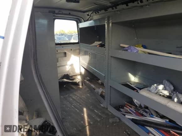 2015 Chevrolet City Express Cargo с VIN 1GCWGFFF1F1105976, выставлен на аукционе Copart как лот 76828664 с пробегом 181 055 миль миль и Списание • Salvage title. История ставок и продаж доступна на DreamBid. Изображение 10.