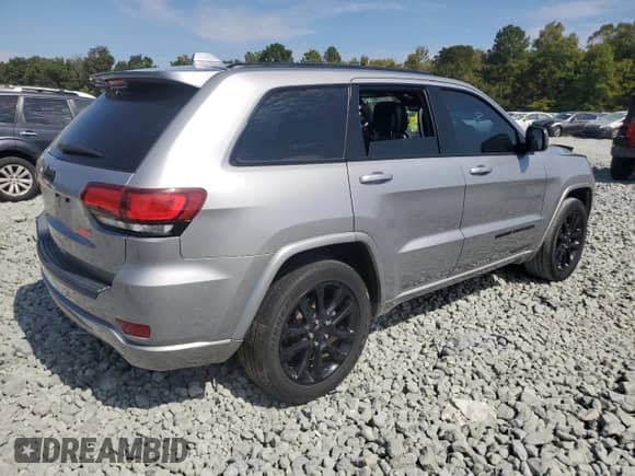 2019 Jeep Grand Cherokee Altitude with VIN 1C4RJEAG7KC857043, listed as a Copart auction lot 81760105 with 67,946 mi miles and Salvage title. Bid and sale history available at DreamBid. Image 3.