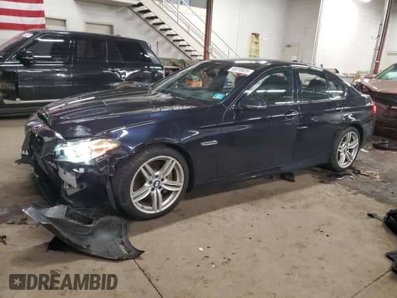 2015 BMW 5 Series 535d xDrive z VIN WBAFV3C51FD687119, wystawiony jako Copart lot #48310025 z przebiegiem 132 983 mil mil oraz Szkoda całkowita • Salvage title. Historia ofert i sprzedaży dostępna na DreamBid. Obrazek 1.