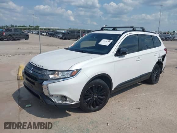 2020 Mitsubishi Outlander SE с VIN JA4AD3A33LZ023821, выставлен на аукционе IAAI как лот 43164288 с пробегом 465 235 миль миль и . История ставок и продаж доступна на DreamBid. Изображение 2.