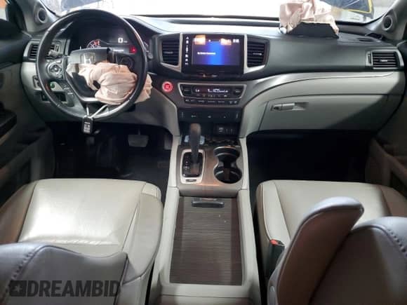 2017 Honda Pilot EX-L with VIN 5FNYF5H82HB007196, listed as a Copart auction lot 59860565 with 109,202 mi miles and Salvage title. Bid and sale history available at DreamBid. Image 8.