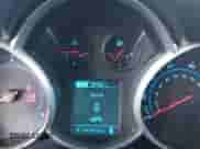 2013 Chevrolet Cruze 2LT с VIN 1G1PE5SB9D7100390, выставлен на аукционе IAAI как лот 43111075 с пробегом 141 416 миль миль и . История ставок и продаж доступна на DreamBid. Изображение 7.