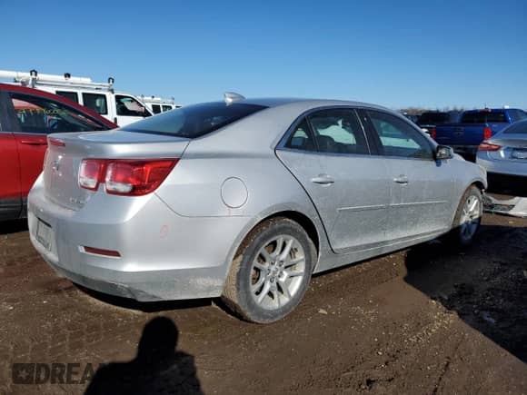 2015 Chevrolet Malibu LT with VIN 1G11C5SL0FF163987, listed as a Copart auction lot 48102905 with 133,184 mi miles and Salvage title. Bid and sale history available at DreamBid. Image 3.