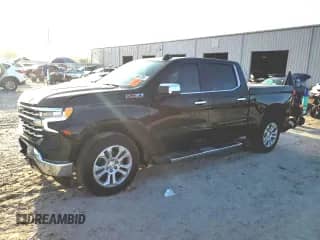 2022 Chevrolet Silverado 1500 LTZ with VIN 1GCUDGET6NZ592623, listed as a Copart auction lot 51667055 with 30,469 mi miles and Salvage title. Bid and sale history available at DreamBid. Image 1.