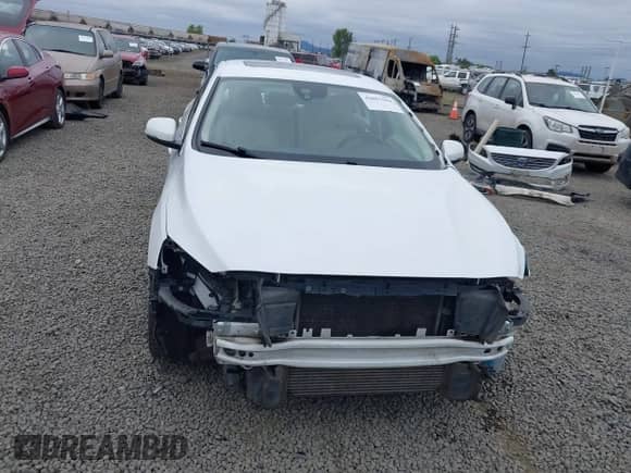 2015 Volvo S60 T5 Drive-E Premier with VIN YV140MFK2F2339819, listed as a IAAI auction lot 42651504 with 127,550 mi miles and . Bid and sale history available at DreamBid. Image 13.