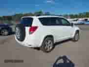 2007 Toyota RAV4 Sport with VIN JTMZK32V075011976, listed as a IAAI auction lot 43507340 with 200,089 mi miles and . Bid and sale history available at DreamBid. Image 4.