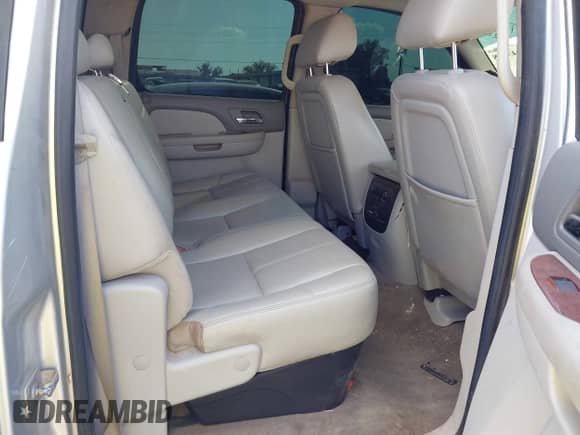 2013 Chevrolet Silverado 1500 LTZ with VIN 3GCPCTE03DG117203, listed as a IAAI auction lot 43243468 with 307,184 mi miles and . Bid and sale history available at DreamBid. Image 8.