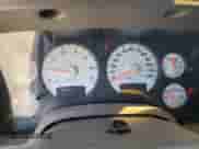 2002 Dodge 1500 z VIN 1D7HA16K52J231459, wystawiony jako Copart lot #63093345 z przebiegiem 332 451 mil mil oraz Szkoda całkowita • Salvage title. Historia ofert i sprzedaży dostępna na DreamBid. Obrazek 9.