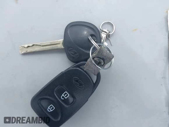 2012 Hyundai Tucson Limited с VIN KM8JUCAC7CU513953, выставлен на аукционе IAAI как лот 42260044 с пробегом 200 082 миль миль и . История ставок и продаж доступна на DreamBid. Изображение 11.